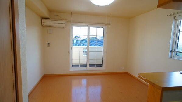 ヴィラKARASAWA Bの物件内観写真